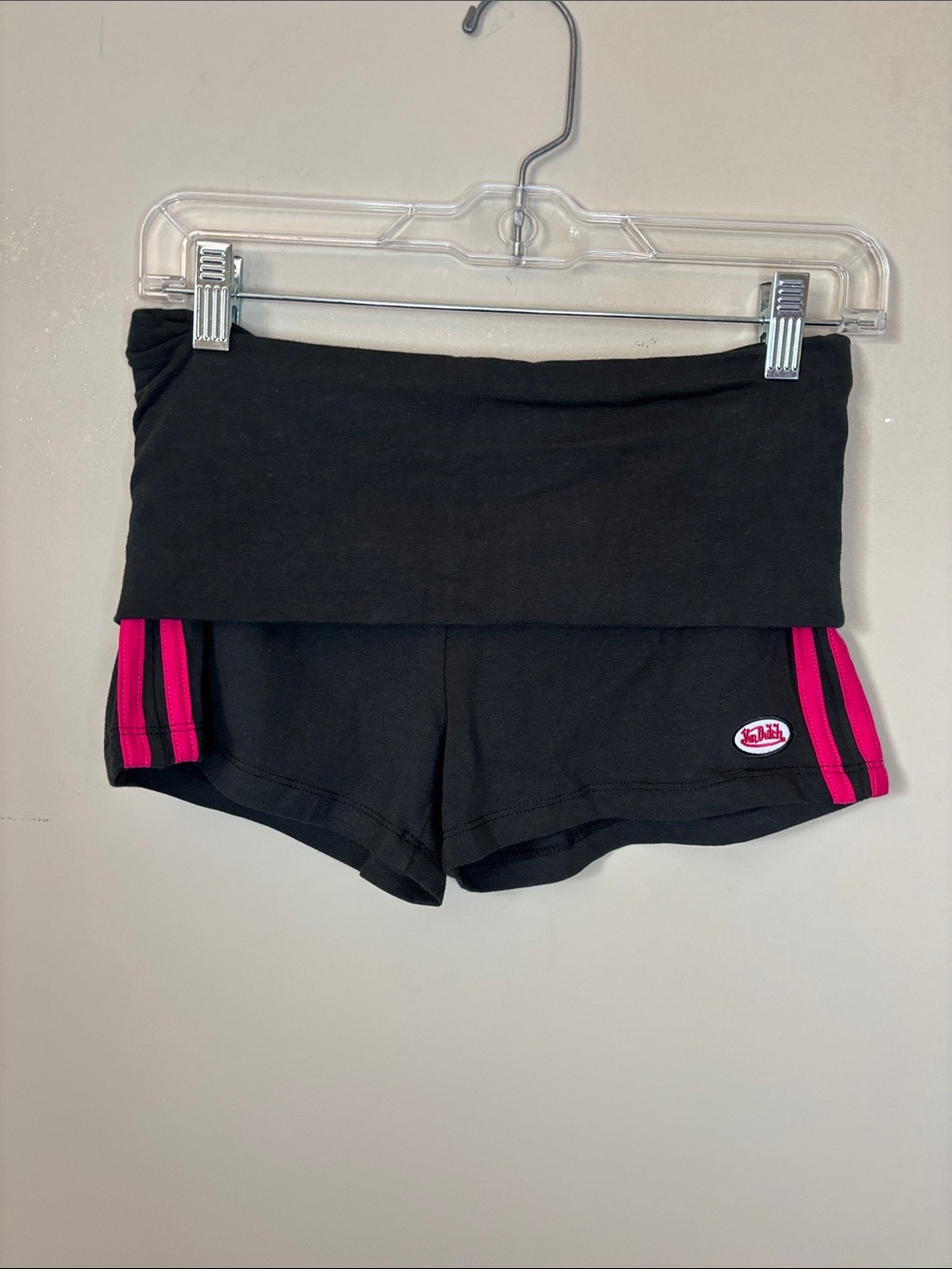 VON DUTCH Hot Pink/Black Womens Low Rise Micro Shorts